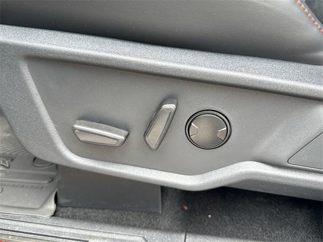 Photo of 2025 Shadow Black Ford Bronco