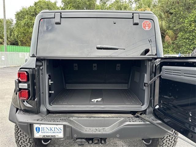 Photo of 2025 Shadow Black Ford Bronco