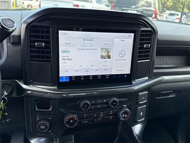 Photo of 2025 Iconic Silver Metallic Ford F-150