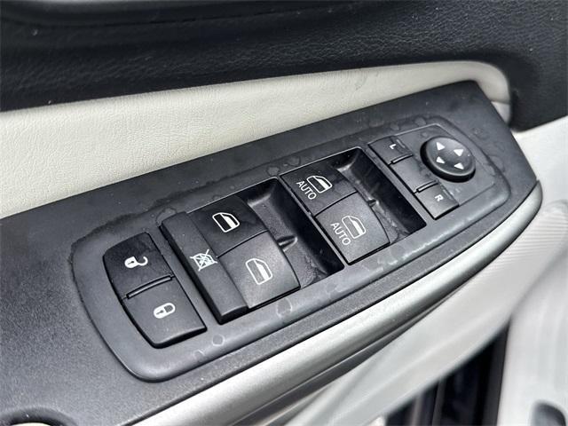 Photo of 2020 Diamond Black Jeep Cherokee