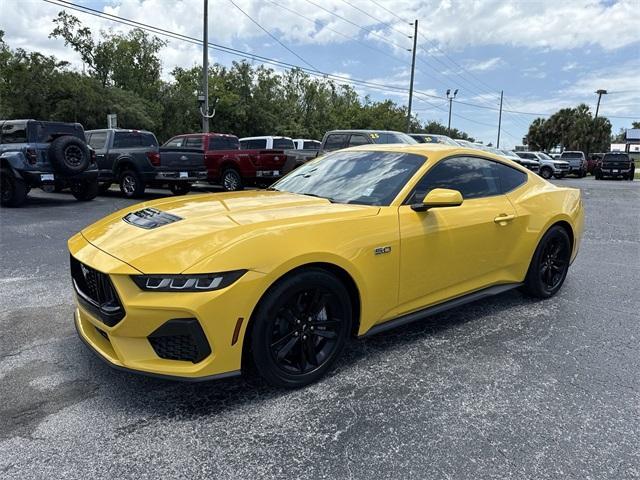 Photo of 2024 Yellow Ford Mustang