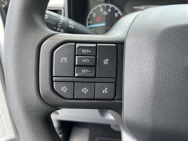 Photo of 2025 Oxford White Ford F-350