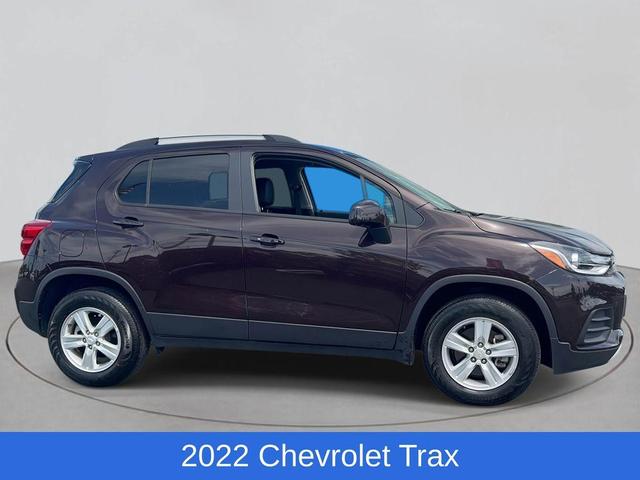 Photo of 2022 Black Cherry Metallic Chevrolet Trax