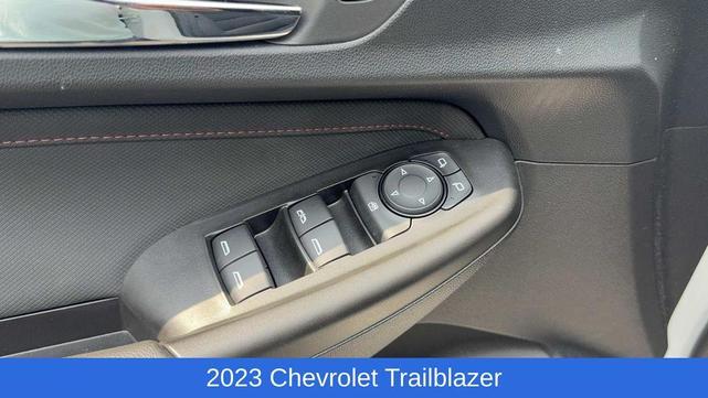 Photo of 2023 Summit White Chevrolet Trailblazer