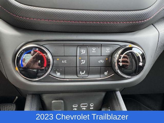 Photo of 2023 Summit White Chevrolet Trailblazer