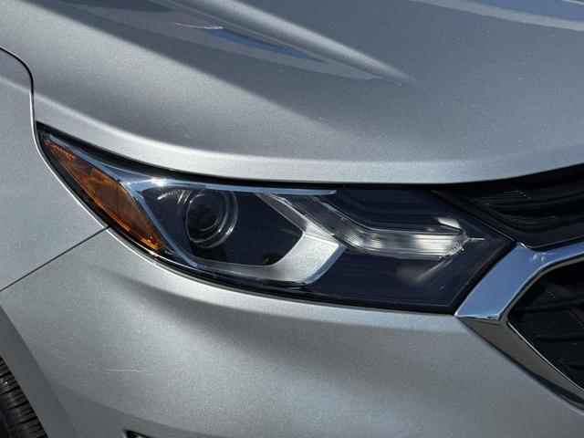 Photo of 2019 Silver Ice Metallic Chevrolet Equinox