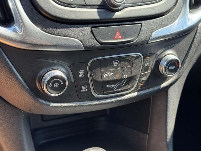 Photo of 2019 Silver Ice Metallic Chevrolet Equinox