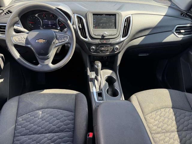 Photo of 2019 Silver Ice Metallic Chevrolet Equinox
