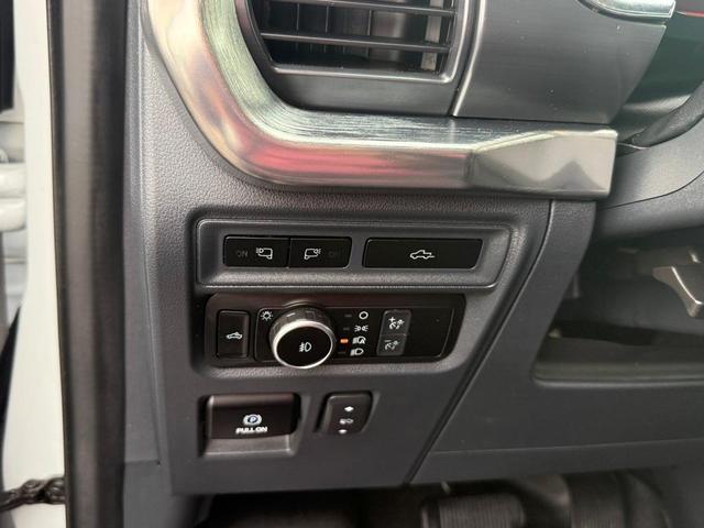 Photo of 2023 Avalanche Gray Ford F-150