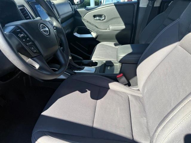 Photo of 2024 Gun Metallic Nissan Frontier