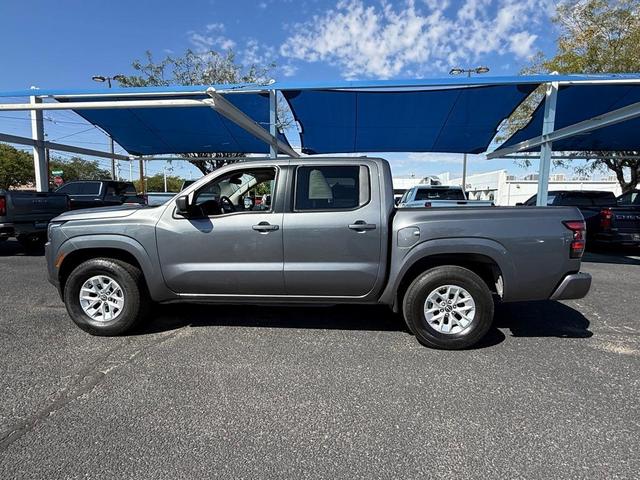Photo of 2024 Gun Metallic Nissan Frontier