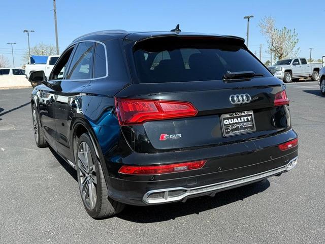 Photo of 2018 Mythos Black Metallic Audi SQ5