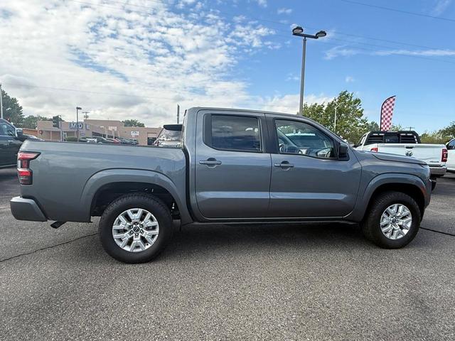 Photo of 2024 Gun Metallic Nissan Frontier