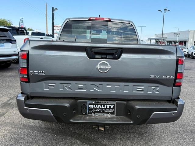 Photo of 2024 Gun Metallic Nissan Frontier
