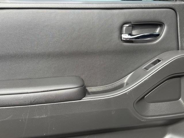Photo of 2024 Gun Metallic Nissan Frontier