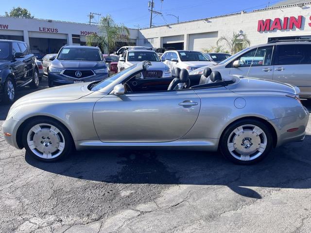 Photo of 2002 Millennium Silver Metallic Lexus SC 430
