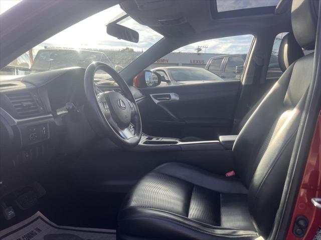 Photo of 2012 Red Lexus CT 200h