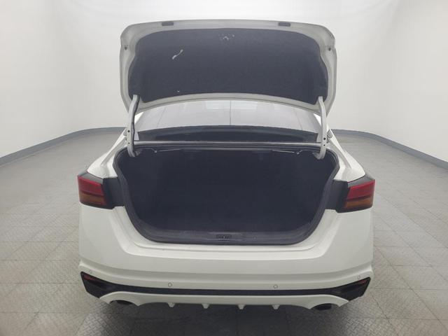 Photo of 2019 Pearl White Tricoat Nissan Altima