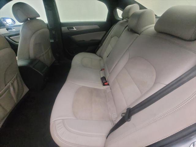Photo of 2017 Symphony Silver Hyundai SONATA
