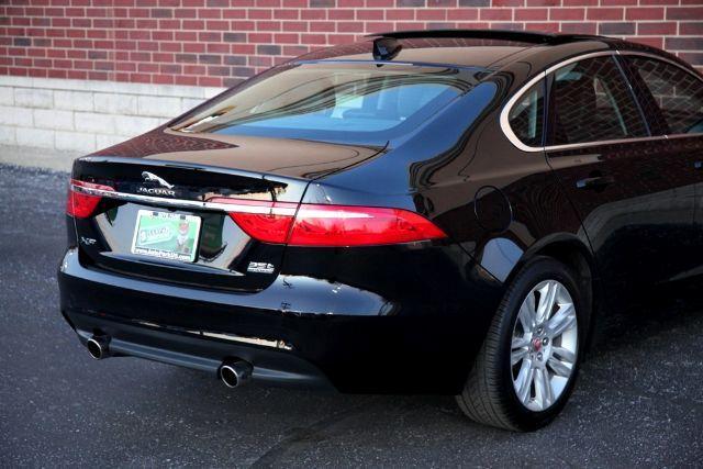 Photo of 2017 Ebony Black Jaguar XF