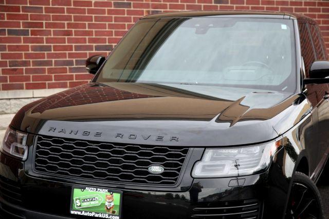 Photo of 2018 Santorini Black Land Rover Range Rover