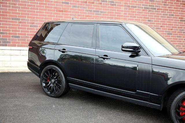 Photo of 2018 Santorini Black Land Rover Range Rover