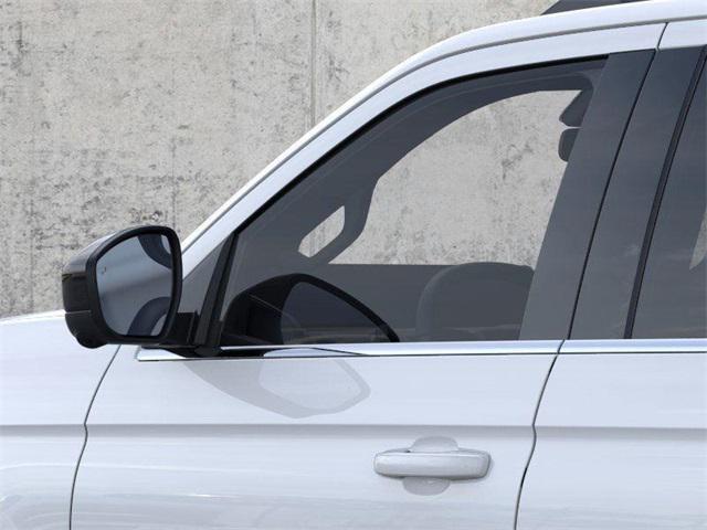 Photo of 2025 Oxford White Ford Expedition