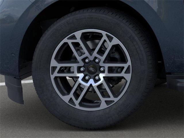 Photo of 2025 Stone Blue Metallic Ford Expedition