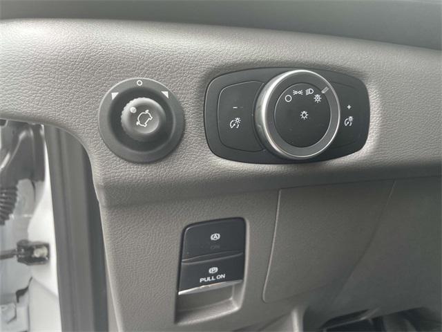Photo of 2025 Oxford White Ford Transit-350