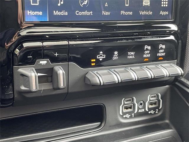 Photo of 2022 Delmonico Red Pearlcoat RAM 1500