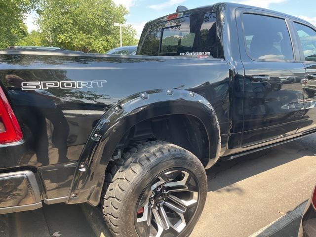 Photo of 2020 Diamond Black Crystal Pearlcoat RAM 1500