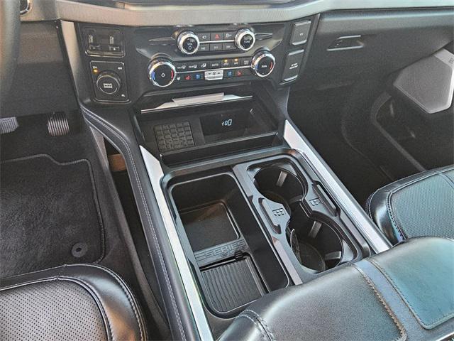 Photo of 2025 White Ford F-450