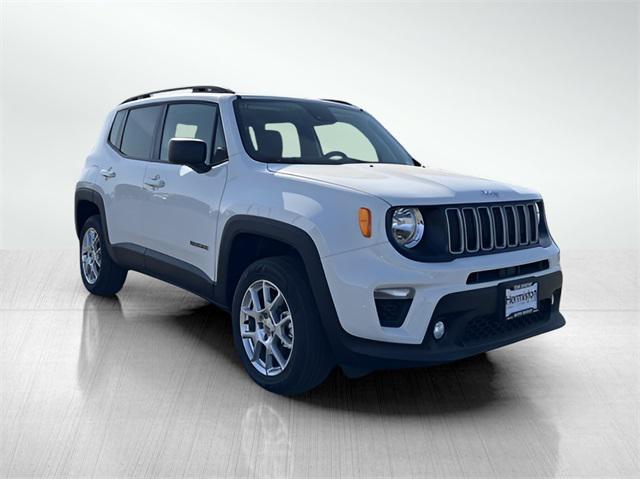 Photo of 2023 Alpine White Clearcoat Jeep Renegade