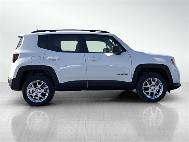 Photo of 2023 Alpine White Clearcoat Jeep Renegade