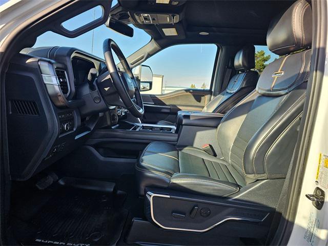 Photo of 2024 Star White Metallic Tri-Coat Ford F-250