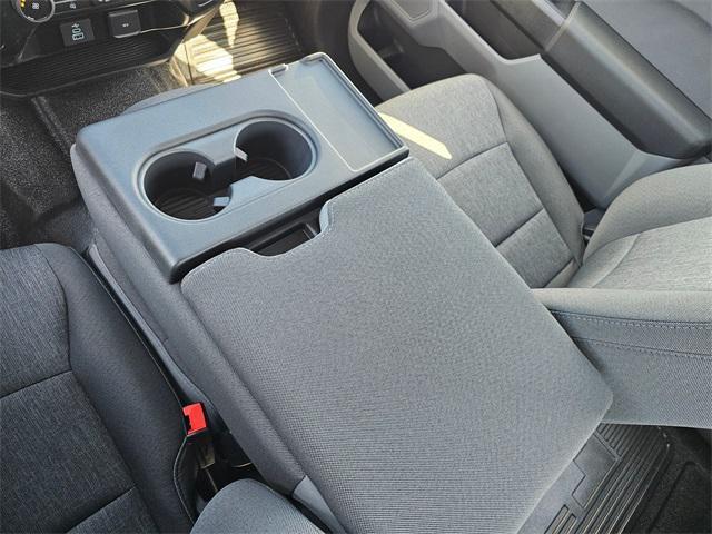 Photo of 2025 Oxford White Ford F-250