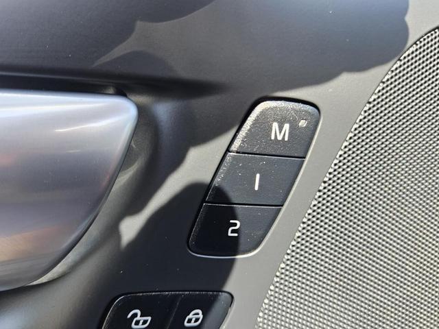 Photo of 2024 Silver Volvo S60