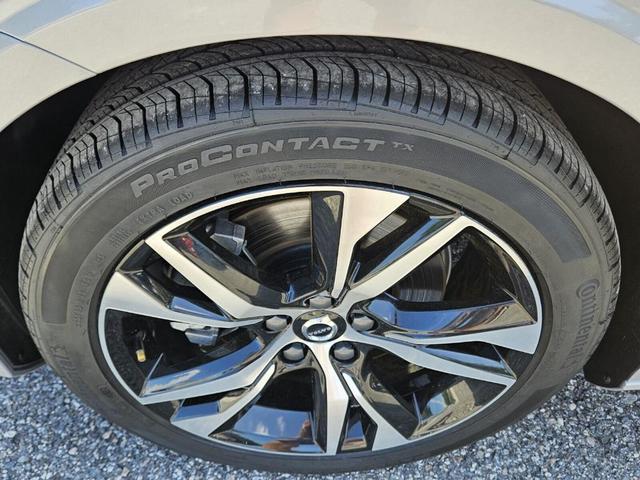 Photo of 2024 Silver Volvo S60