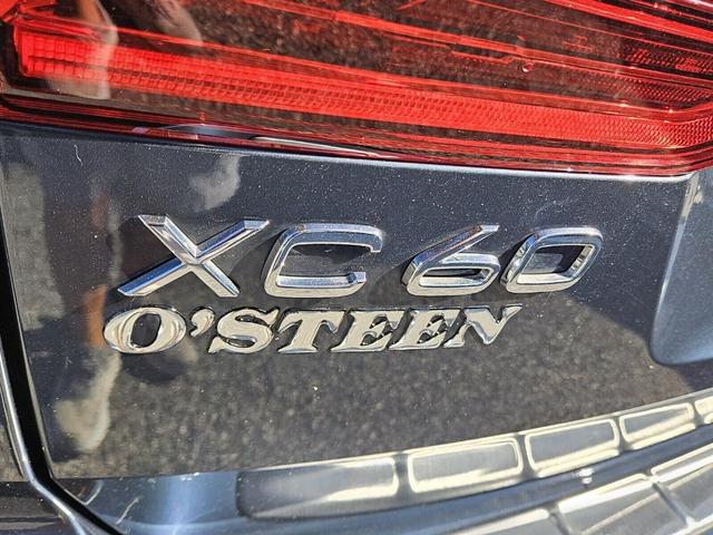 Photo of 2025 Blue Volvo XC60
