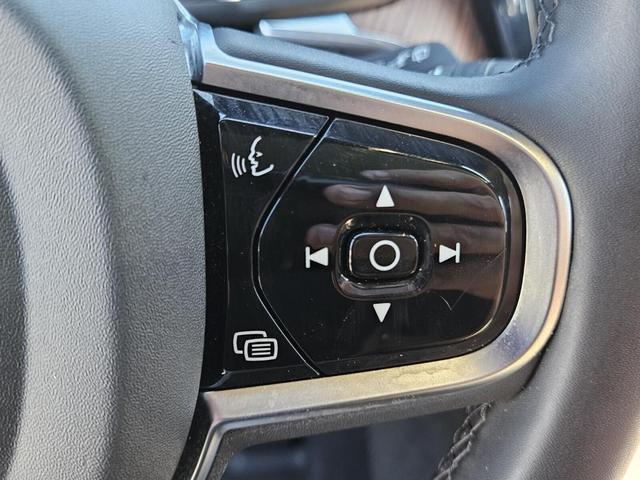 Photo of 2025 Blue Volvo XC60