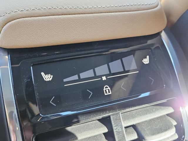 Photo of 2025 Blue Volvo XC60