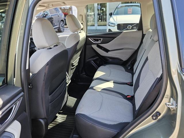 Photo of 2020 Jasper Green Metallic Subaru Forester