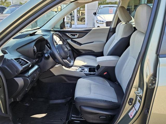 Photo of 2020 Jasper Green Metallic Subaru Forester