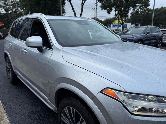 Photo of 2020 Bright Silver Metallic Volvo XC90
