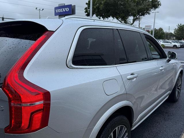 Photo of 2020 Bright Silver Metallic Volvo XC90