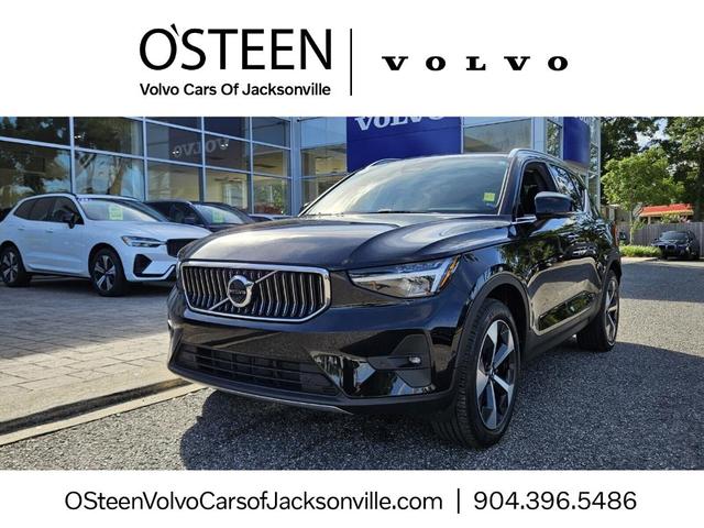 2023 Volvo XC40