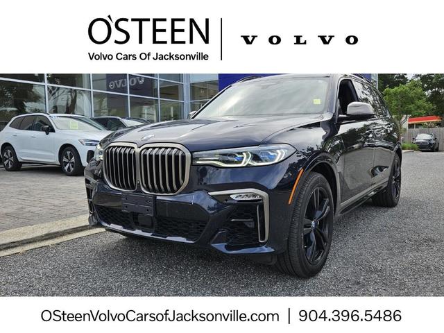 2022 BMW X7