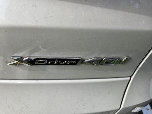Photo of 2021 Mineral White Metallic BMW X5