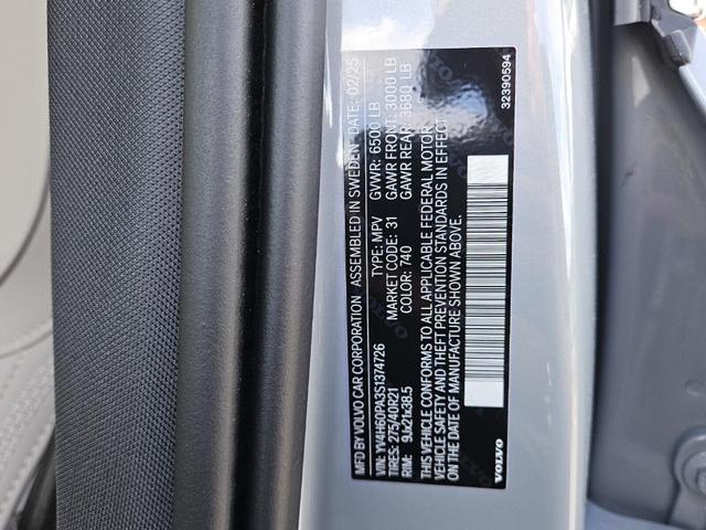 Photo of 2025 Vapour Gray Volvo XC90 Plug-In Hybrid