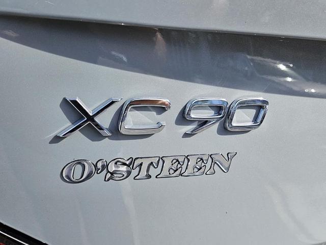 Photo of 2025 Vapour Gray Volvo XC90 Plug-In Hybrid
